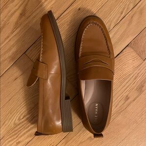 Like New Cole Haan “Stassi” Penny Loafers